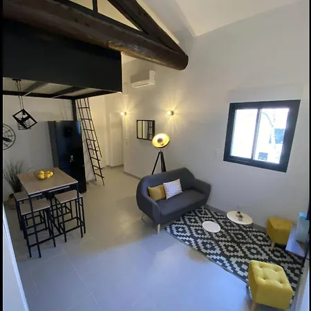 Moderne Proche De Et Parking Gratuit Apartment Lattes